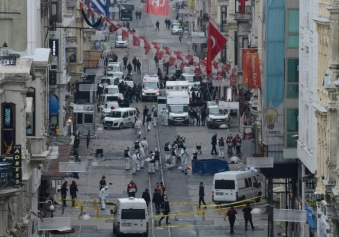 TURQUIE: UN NOUVEL ATTENTAT SUICIDE FAIT QUATRE MORTS, CETTE FOIS AU COEUR D’ISTANBUL