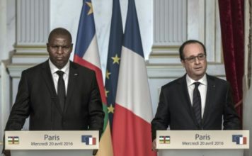 Centrafrique: premiers pas appréciés du président Touadéra, « candidat du peuple ». Centrafrique: premiers pas appréciés du président Touadéra, "candidat du peuple".