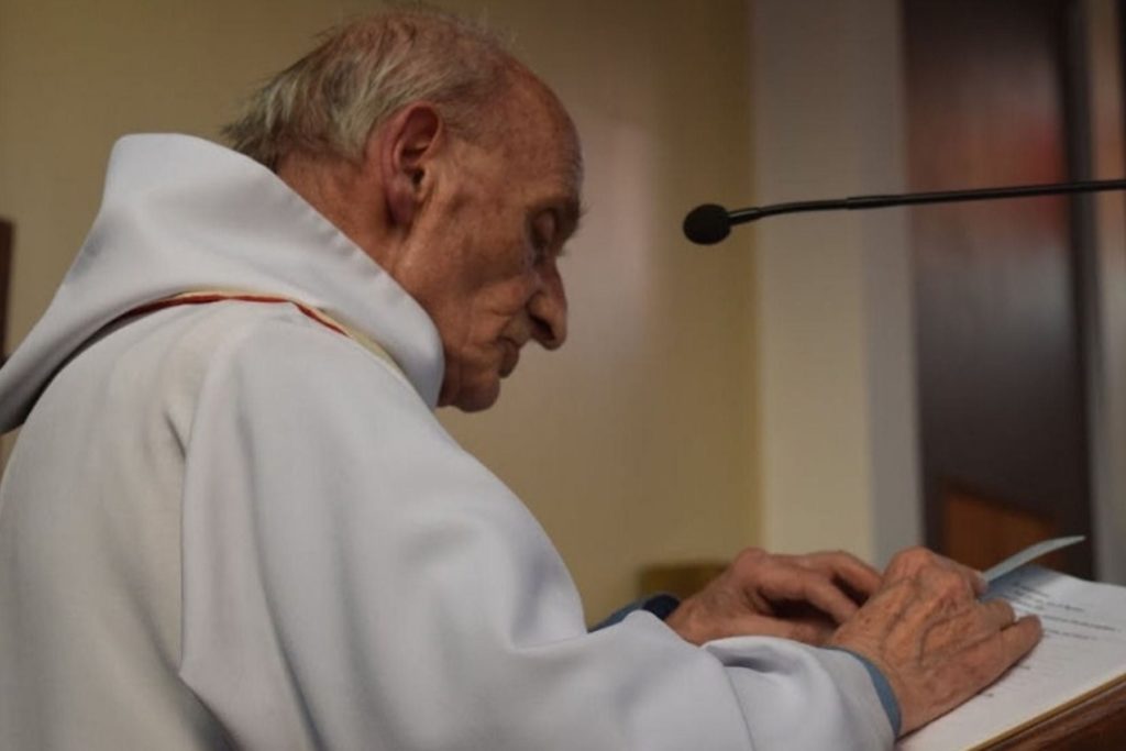 France: Qui était le père Jacques Hamel égorgé dans son église près de Rouen ?