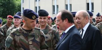 Hollande annonce la création future d'une Garde nationale en France
