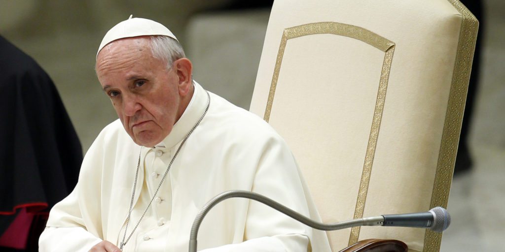 Prêtre tué en France: "horreur" du pape, le Vatican condamne un "meurtre barbare"