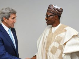 Nigeria: en visite, John Kerry félicite l'armée en lutte contre Boko Haram