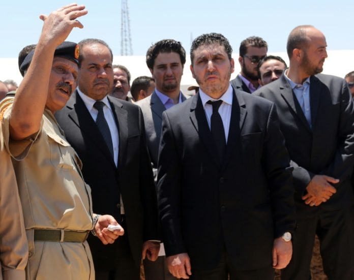 Libye: un rival du gouvernement d'union affirme avoir repris le pouvoir