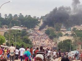 Côte d'Ivoire: un mort et un policier disparu lors de violences à Katiola