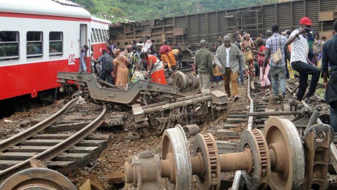 Cameroun: 55 morts et 600 blessés dans le déraillement d'un train