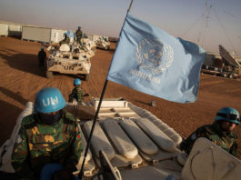 Mali : le Conseil de sécurité condamne les violations répétées du cessez-le-feu qui menacent la viabilité de l'accord de paix