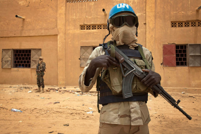 Mali : un Casque bleu tué dans une attaque contre un camp de la MINUSMA dans la région de Kidal