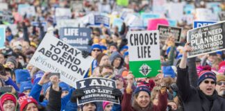 Etats-Unis: le droit à l'avortement toujours vaillant, mais menacé