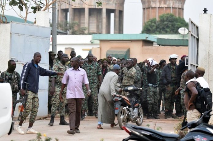 Côte d'Ivoire: Ouattara remplace ses chefs de l'armée, de la police et de la gendarmerie