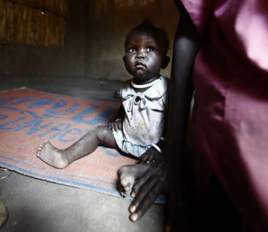 Fatigués et affamés, les Sud-Soudanais se réfugient au Soudan
