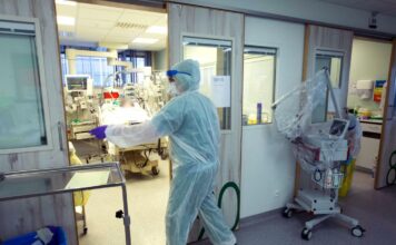 Covid-19: morgues débordées, New York veut procéder à des « enterrements temporaires » dans un parc municipal Covid-19: morgues débordées, New York veut procéder à des "enterrements temporaires" dans un parc municipal