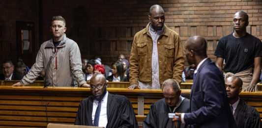 Kemi Seba placé en détention en Afrique du Sud, une demande d’asile en cours