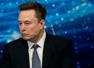 Elon Musk devient le premier trillionnaire de l’histoire grâce au SpaceX